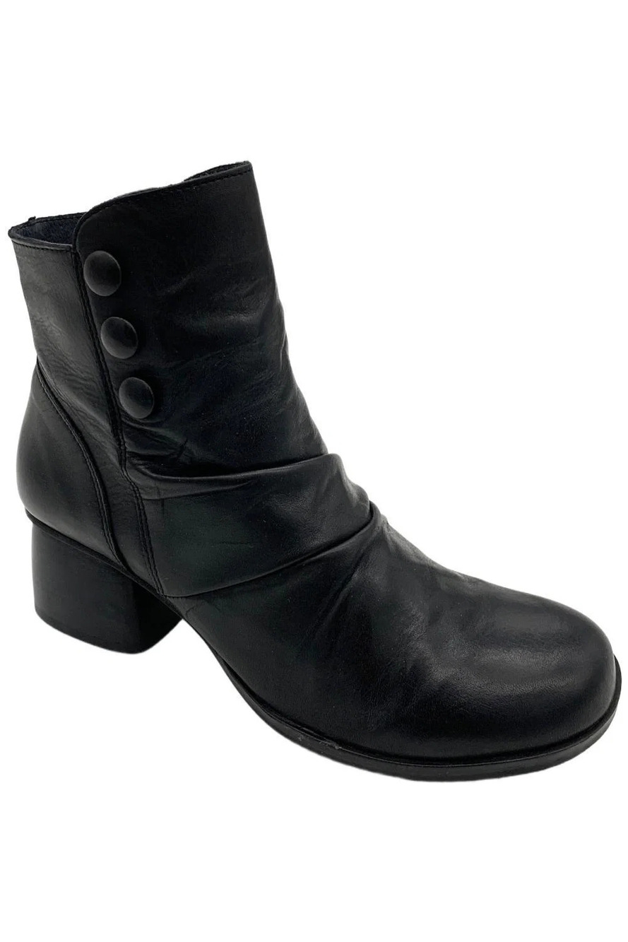 Miz Mooz Women's Ruched Leather Heeled Ankle Boots Onika Black - Medium